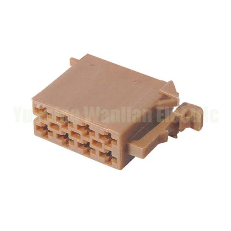 8 pin 962191-1 TE Middle Slot Auto Connector ISO Radio Horn CD Plug สําหรับ โตโยต้า เล็กซัส 3.5 ซีรีส์