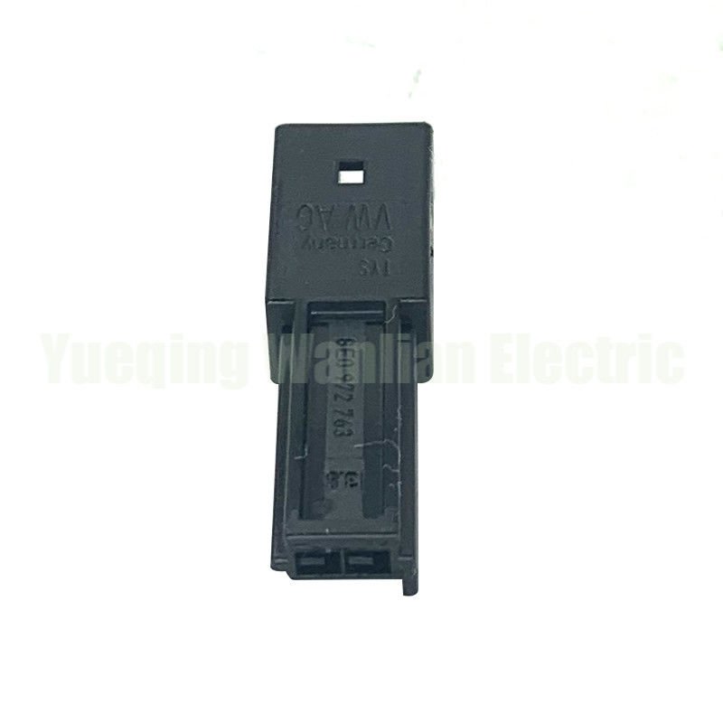 2 Pin 8E0972763 AC Assembly Auto Tweeter Audio เครื่องเชื่อมไฟฟ้ารถยนต์