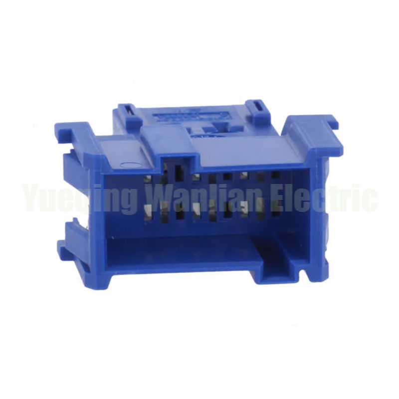 6 Pin 1-965641-1 968271-1 เพศชาย เครื่องเชื่อมสายพ่วงรถยนต์หนัก ABS EBS
